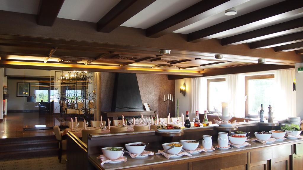 Hotel Sonnhof Mutters Esterno foto