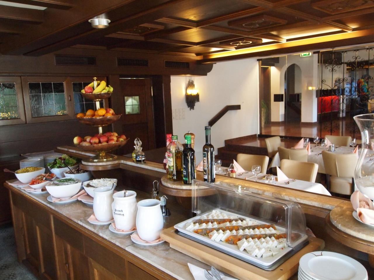 Hotel Sonnhof Mutters Esterno foto